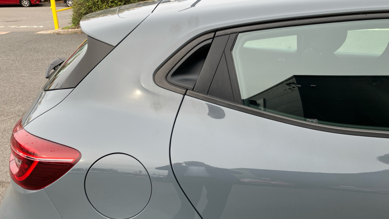 Renault Clio 1.0 TCe 100 Play 5dr Petrol Hatchback